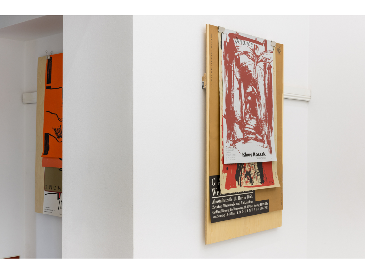 Archivmaterial der galerie weisser elefant. Foto Jannis Uffrecht 4